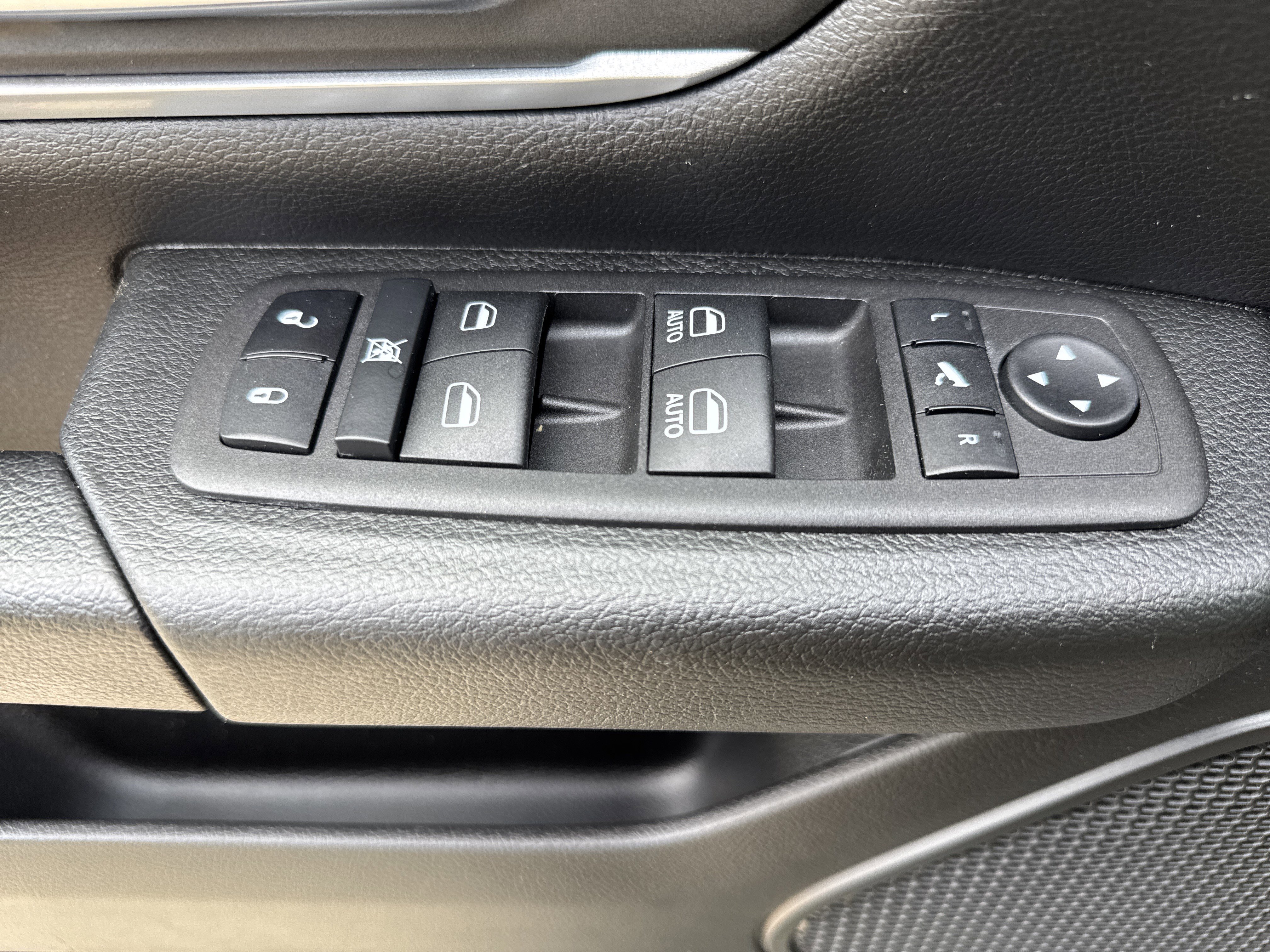 Used 2023 RAM 1500 Big Horn image 14