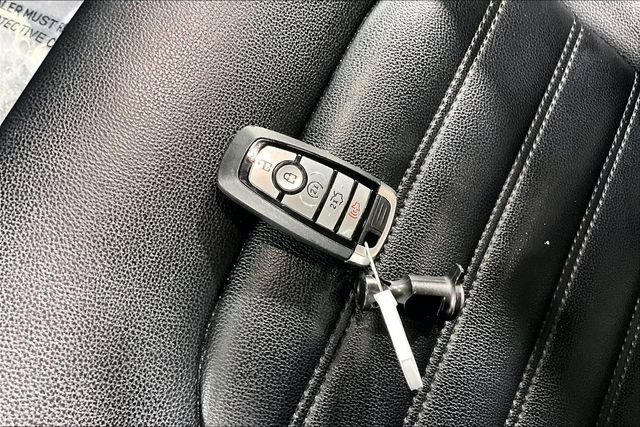 Used 2020 Ford Fusion SEL FWD image 30