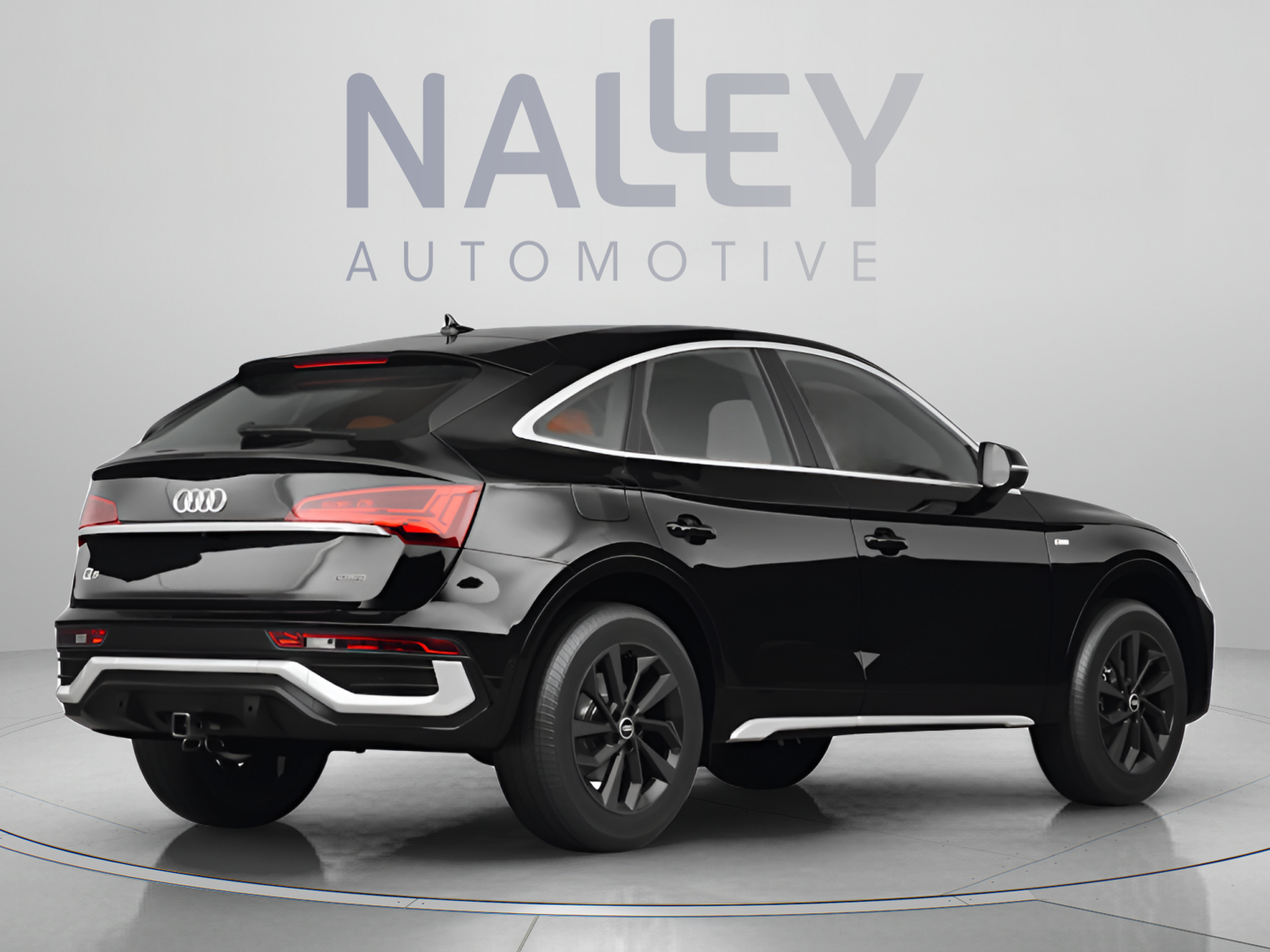 Used 2025 Audi Q5 Premium Plus w/ Premium Plus AWD/4WD image 3