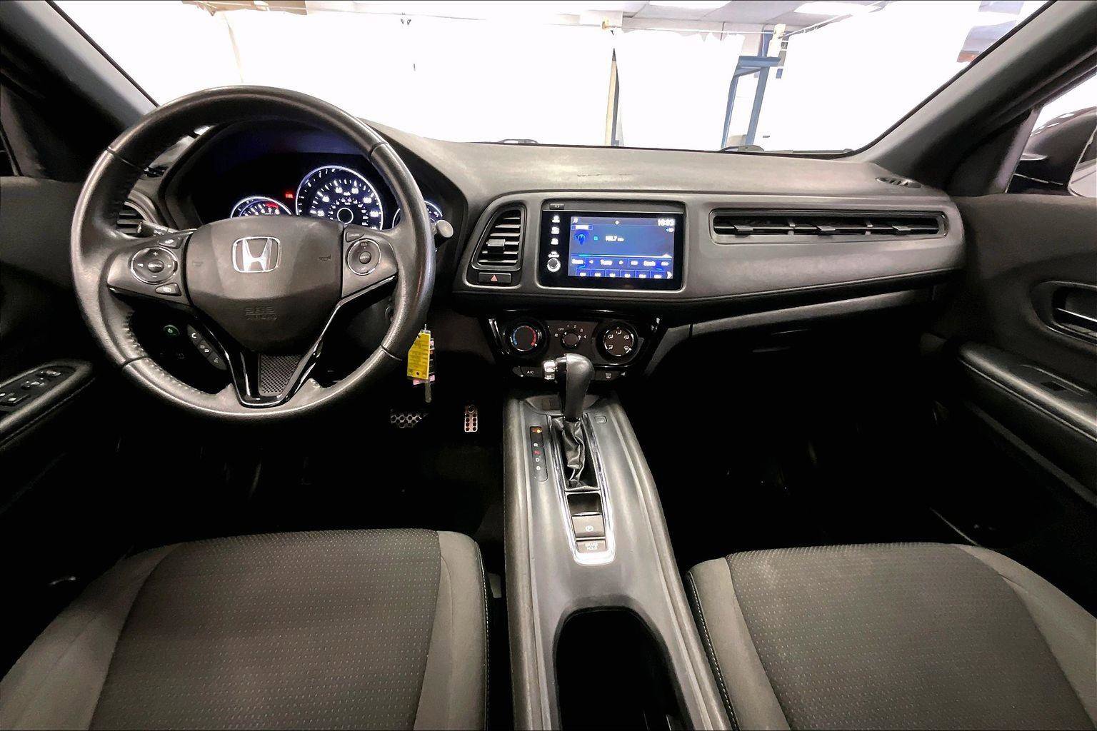 Used 2022 Honda HR-V Sport image 14