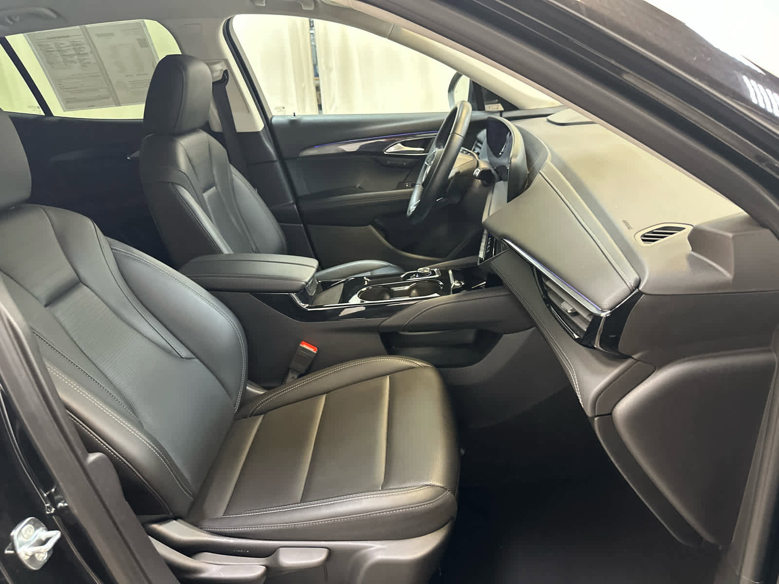 Certified 2025 Buick Envision Preferred image 13