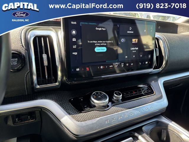 Certified 2025 Ford Expedition Platinum w/ Stealth Appearance Package image 29