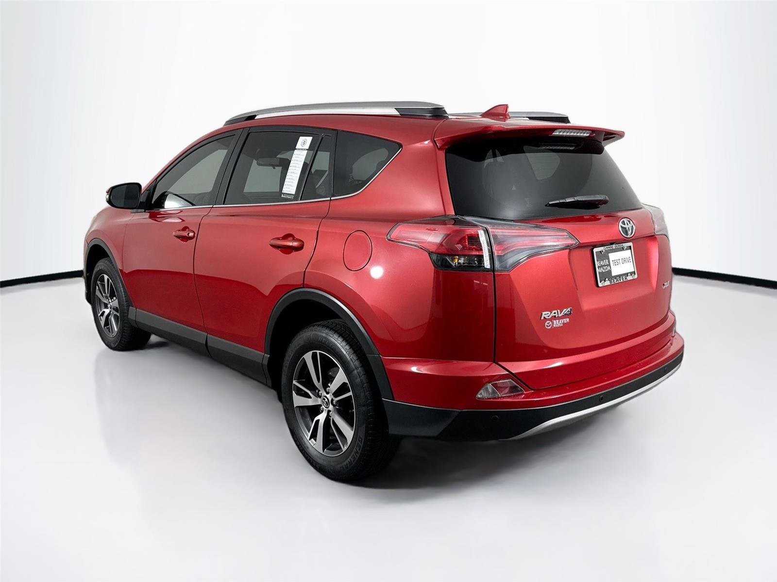 Used 2017 Toyota RAV4 XLE image 11