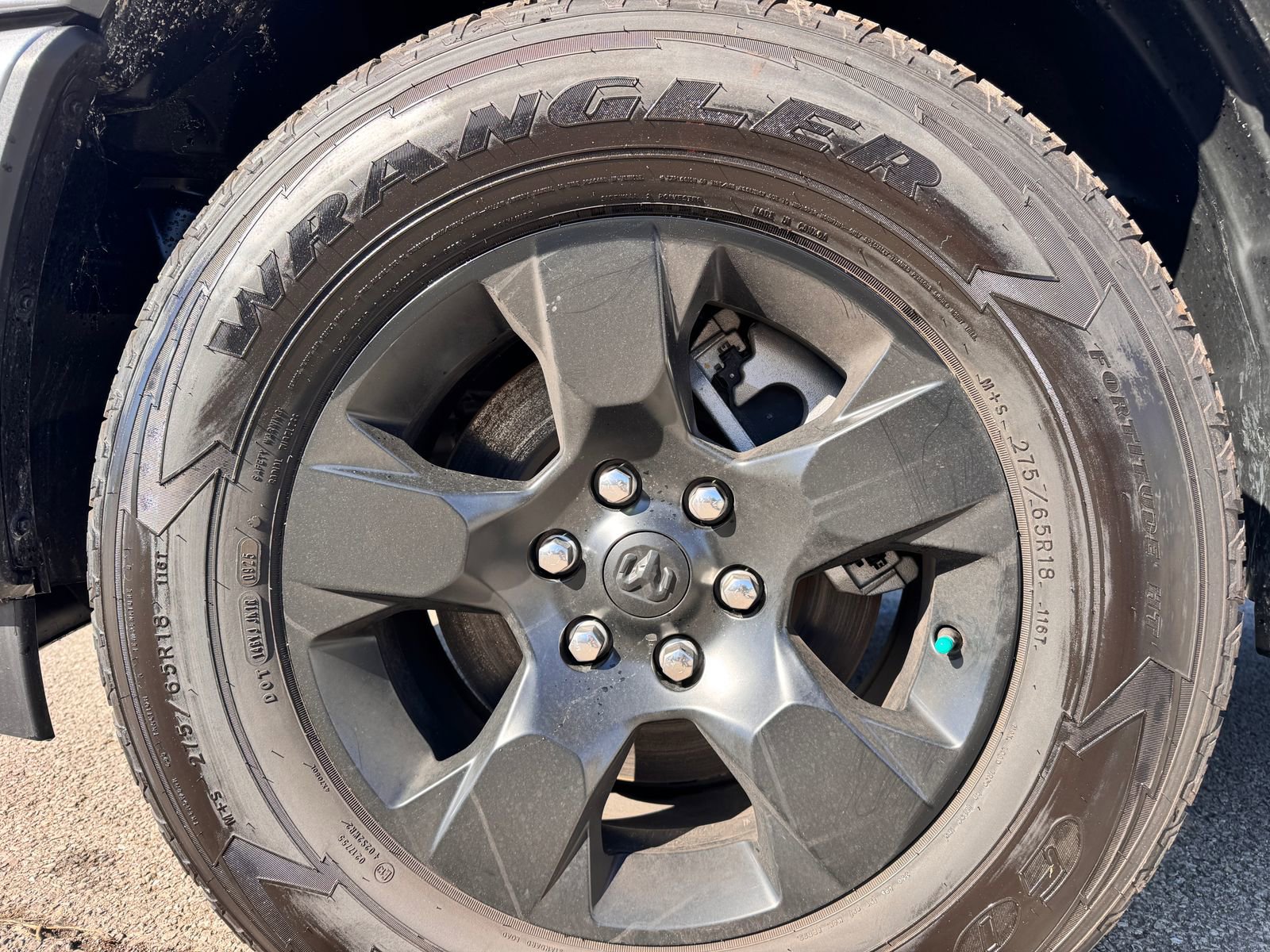 New 2025 RAM 1500 Tradesman w/ Night Edition AWD/4WD image 31