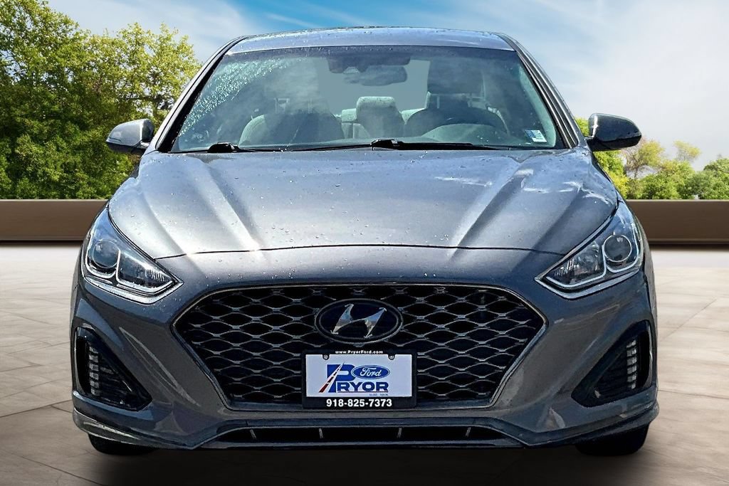 Used 2019 Hyundai Sonata SEL w/ Tech Package 02 FWD image 3