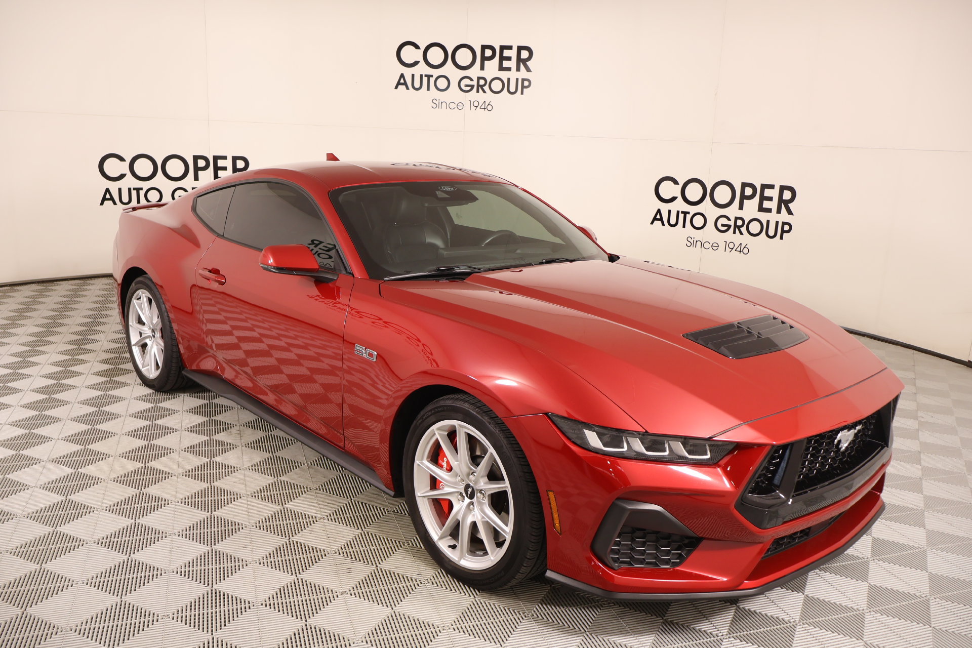 Used 2024 Ford Mustang GT Premium RWD image 1