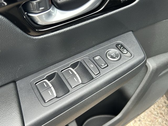 Used 2025 Honda CR-V EX-L image 24