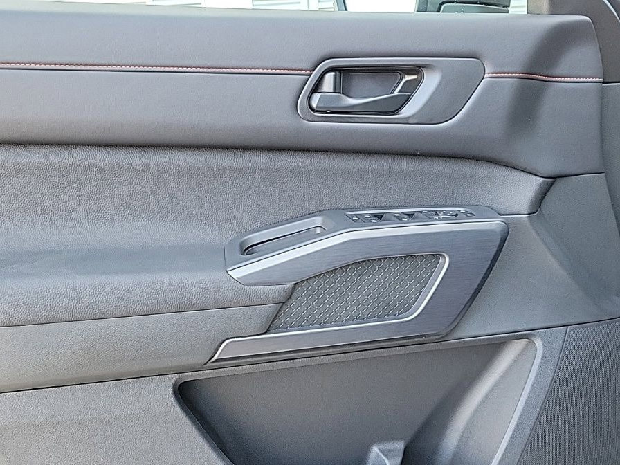 New 2026 Nissan Pathfinder Rock Creek AWD/4WD image 33