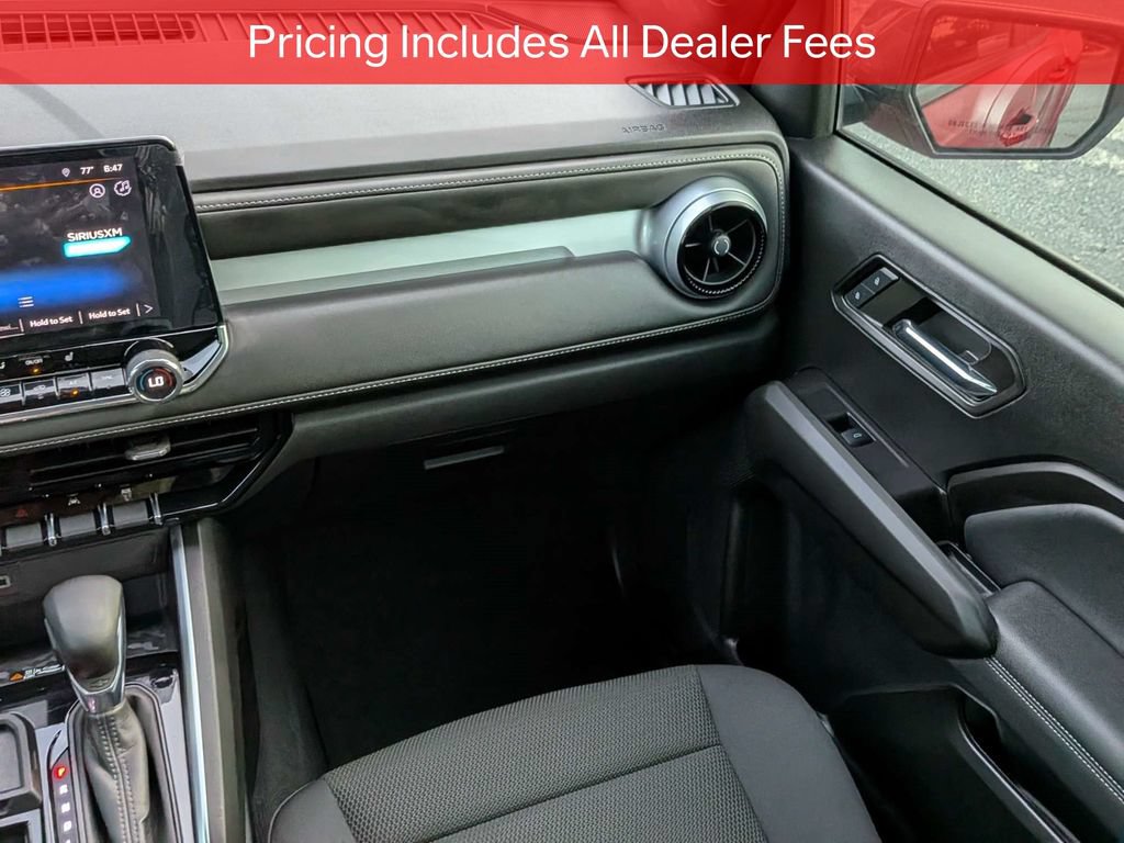 Used 2024 Chevrolet Colorado LT w/ LT Convenience Package II RWD image 17