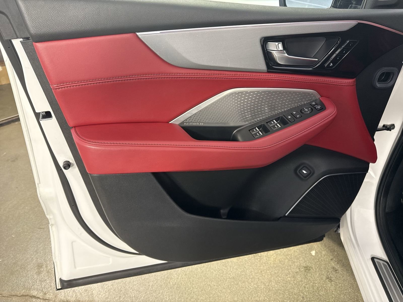 Used 2024 Acura MDX A-Spec image 20