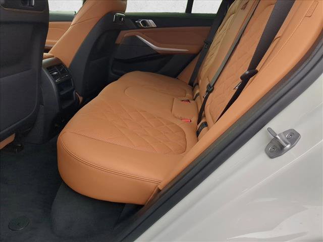 New 2026 BMW X5 xDrive50e image 16