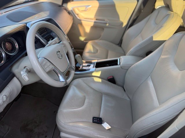 Used 2012 Volvo XC60 3.2 AWD/4WD image 6