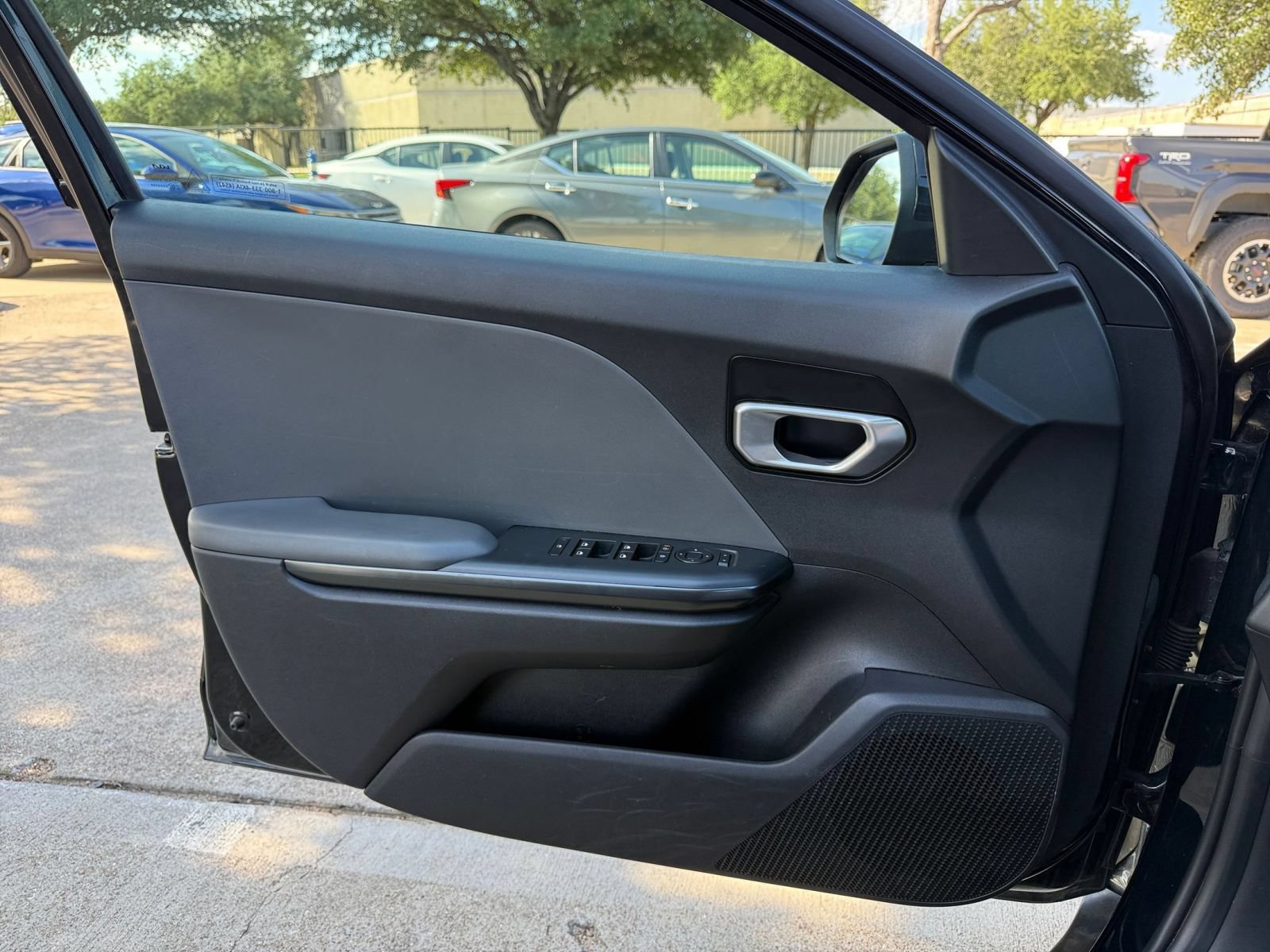 Used 2025 Kia K4 FWD image 18