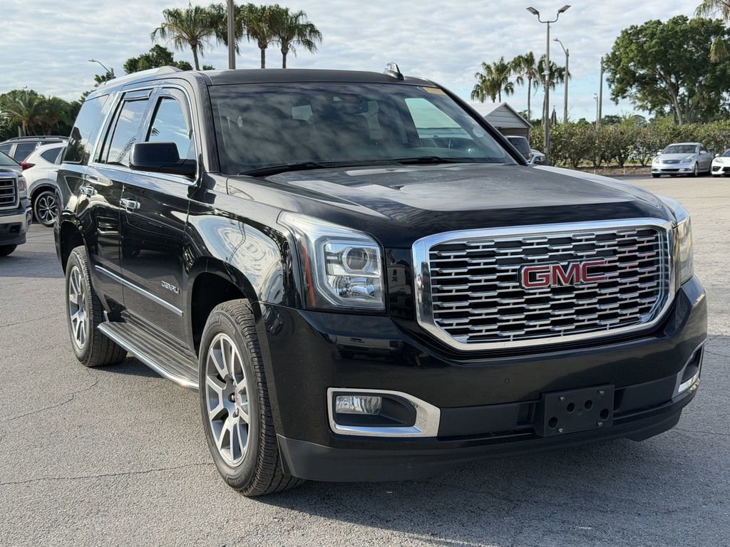 Used 2018 GMC Yukon Denali AWD/4WD image 2