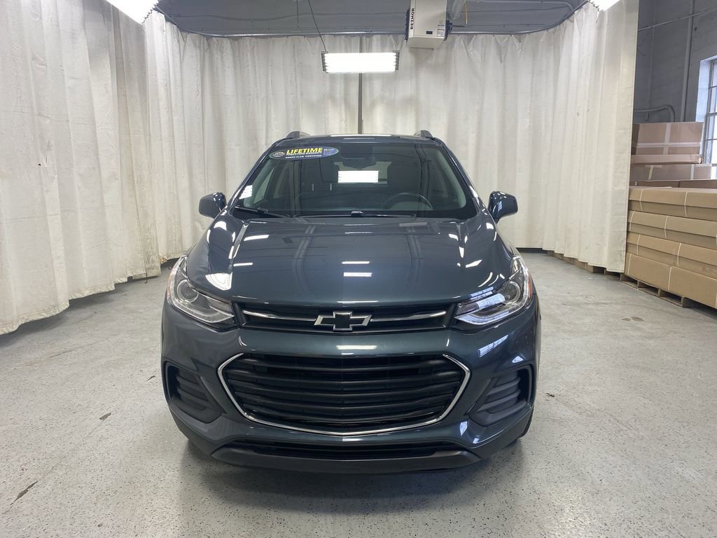 Certified 2022 Chevrolet Trax LT w/ Driver Confidence Package image 10