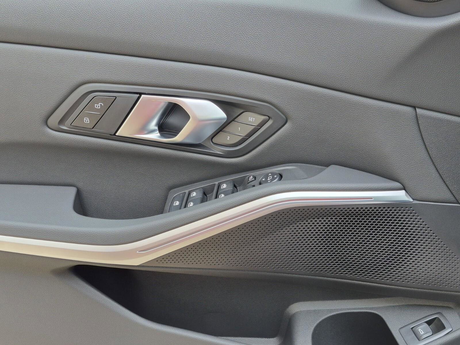 New 2026 BMW 330i xDrive Sedan w/ M Sport Package image 25