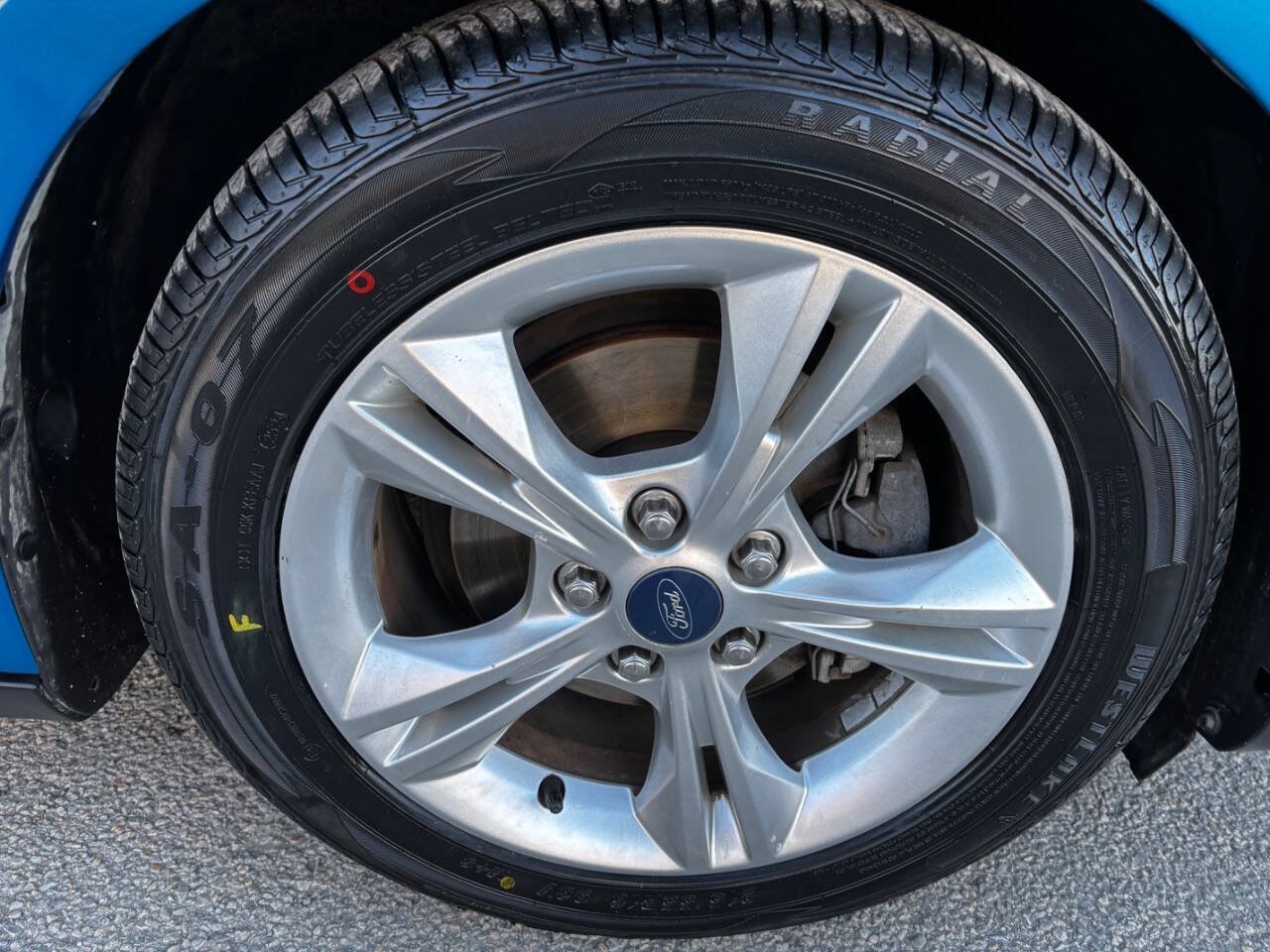 Used 2014 Ford Focus SE FWD image 37
