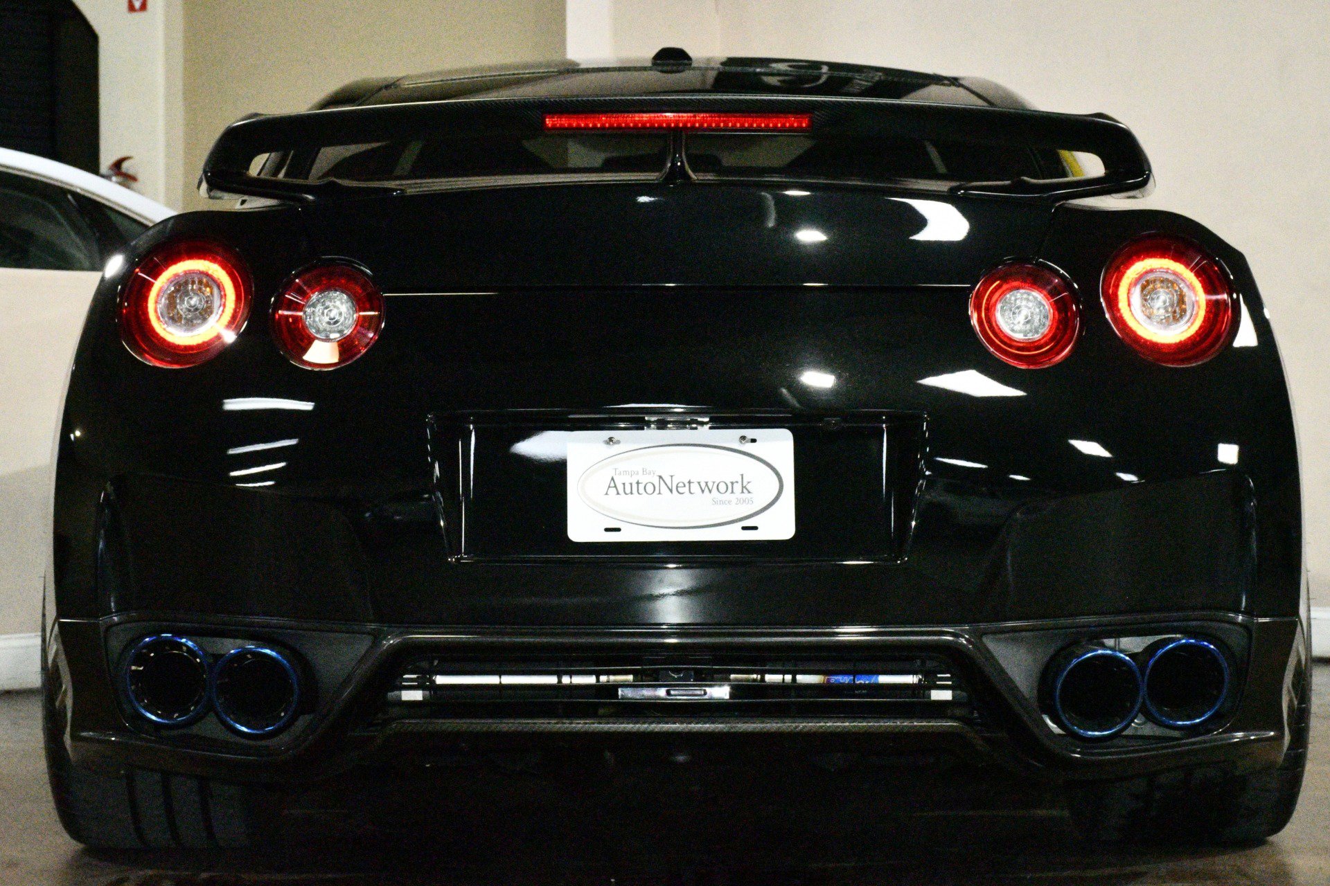 Used 2013 Nissan GT-R Black Edition AWD/4WD image 2