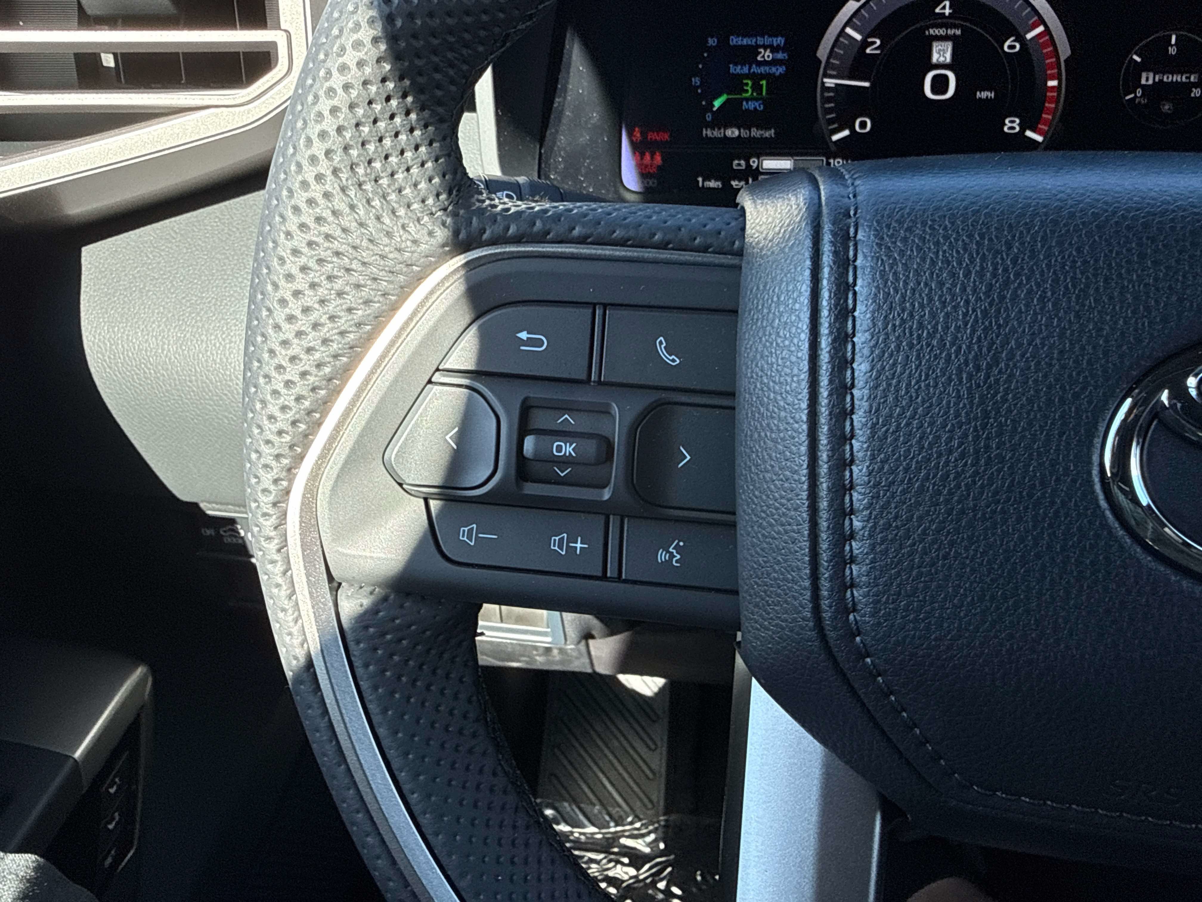 New 2026 Toyota Tundra Limited AWD/4WD image 20