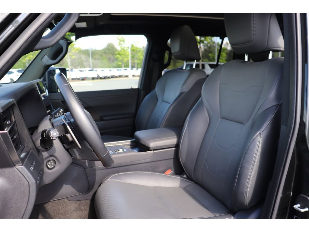 Used 2024 Lexus GX 550 AWD/4WD image 22