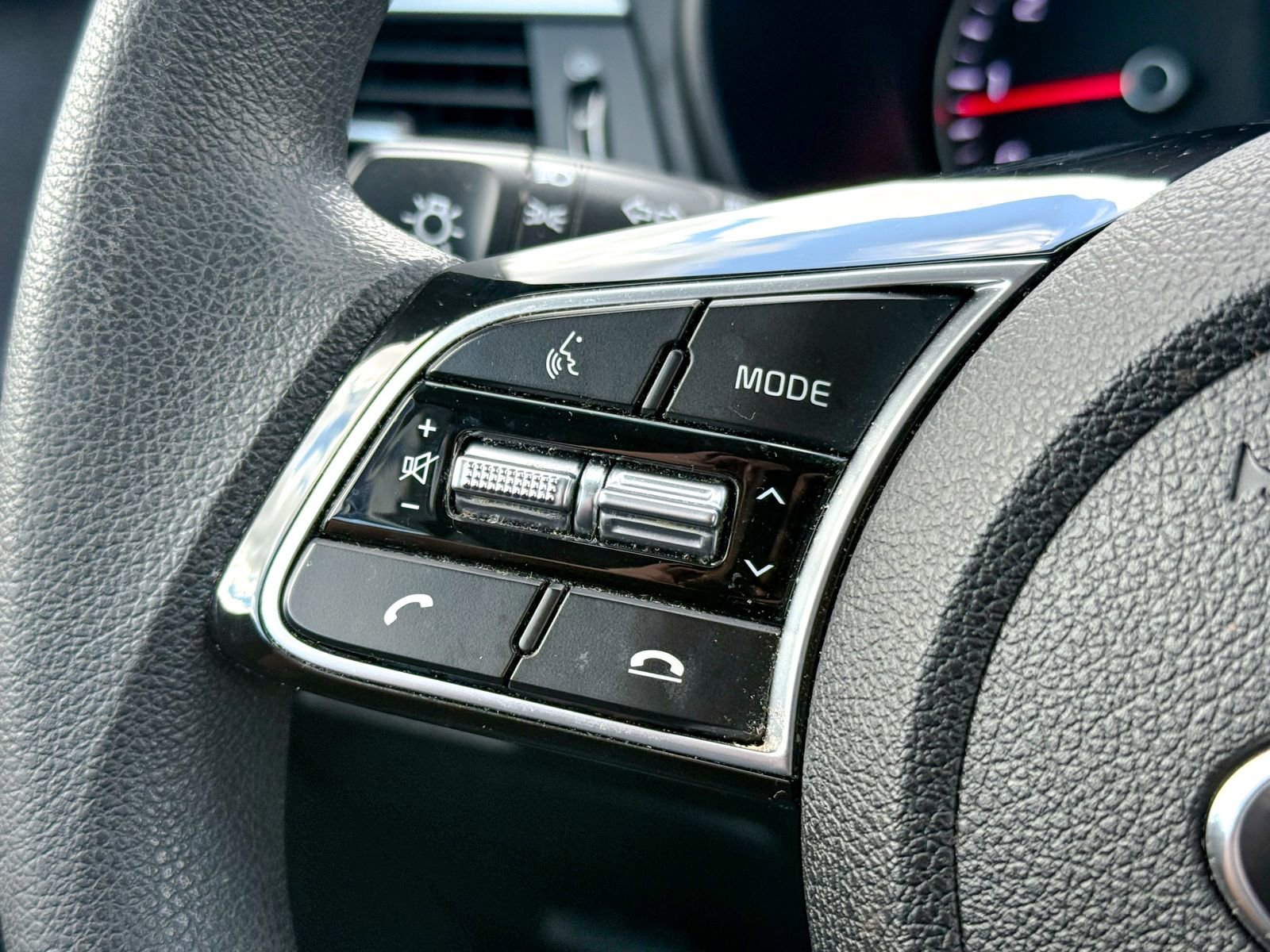 Certified 2020 Kia Optima LX FWD image 27