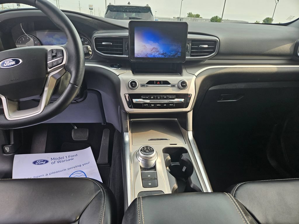 Used 2021 Ford Explorer XLT RWD image 18