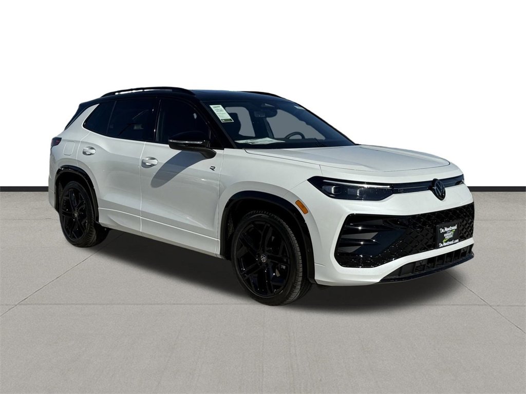 New 2026 Volkswagen Tiguan SE R-Line image 3