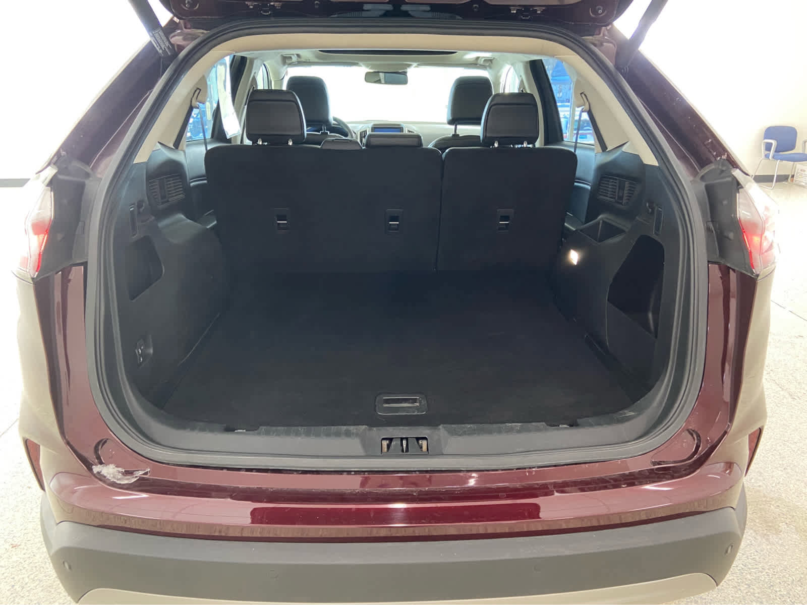 Used 2022 Ford Edge SEL w/ Convenience Package image 9