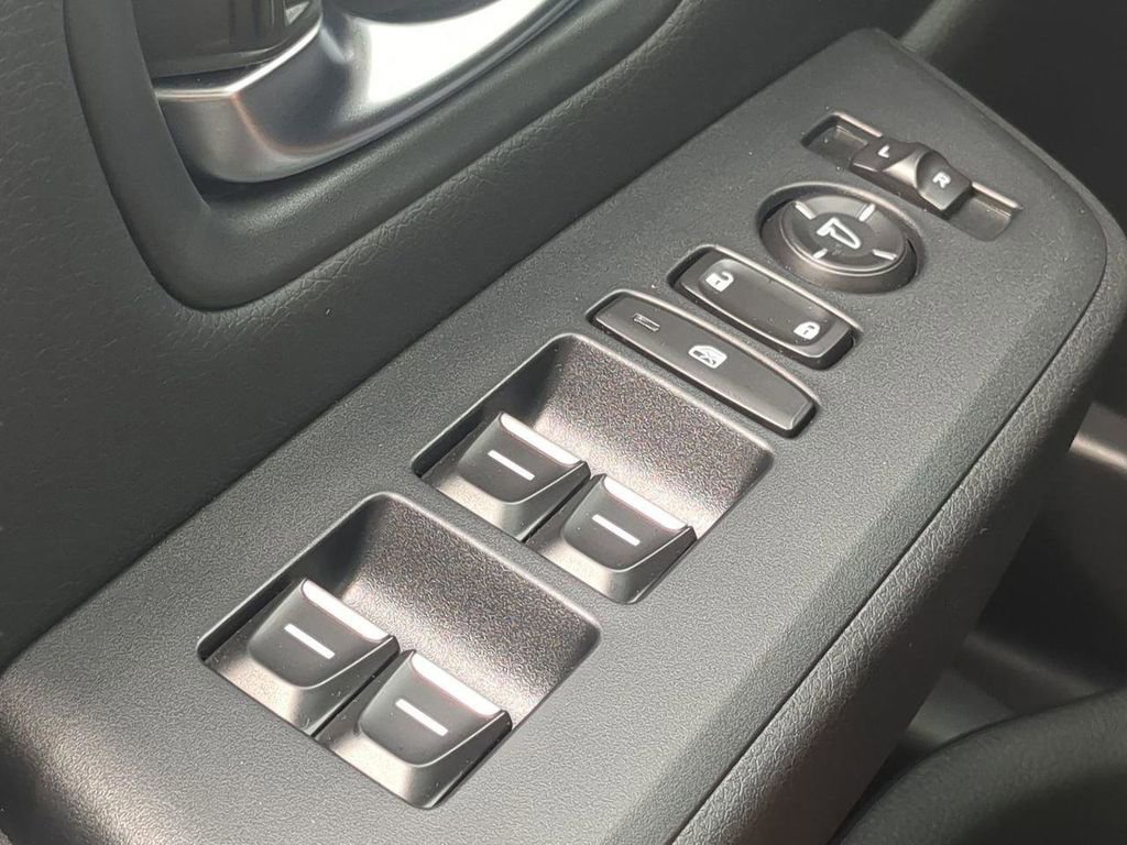 Used 2024 Honda Pilot EX-L image 23