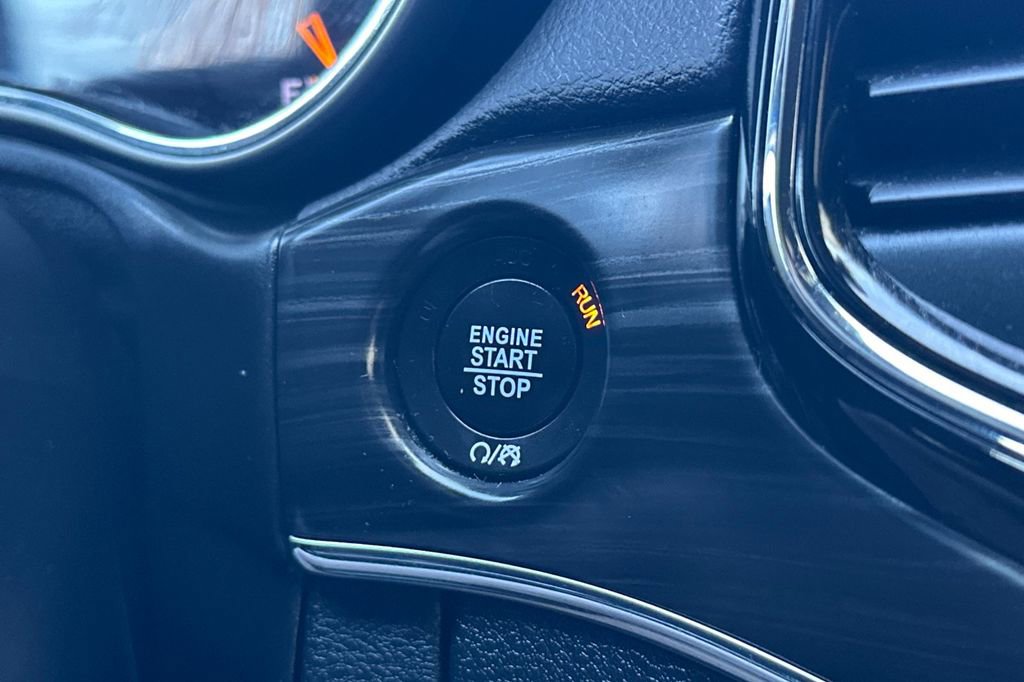 Used 2019 Jeep Grand Cherokee Limited image 20