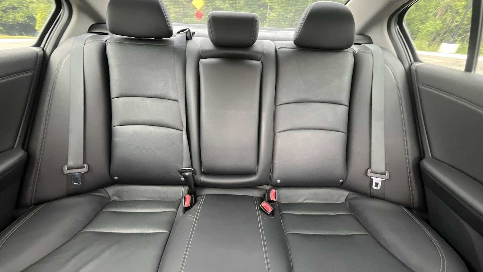 Used 2017 Honda Accord EX-L image 36