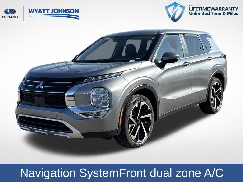 Used 2024 Mitsubishi Outlander SE