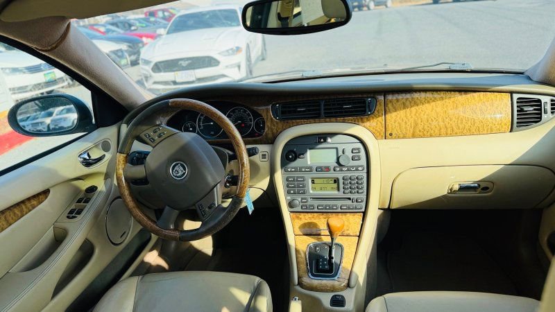 Used 2005 Jaguar X-TYPE 3.0 image 11