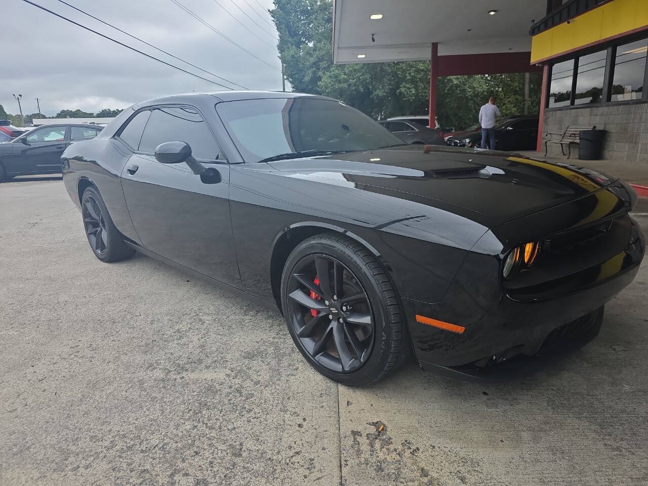 Used 2022 Dodge Challenger GT w/ Performance Handling Group RWD image 4