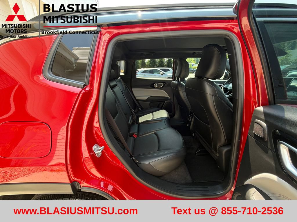 Used 2023 Jeep Compass Limited w/ Sun and Sound Group AWD/4WD image 44