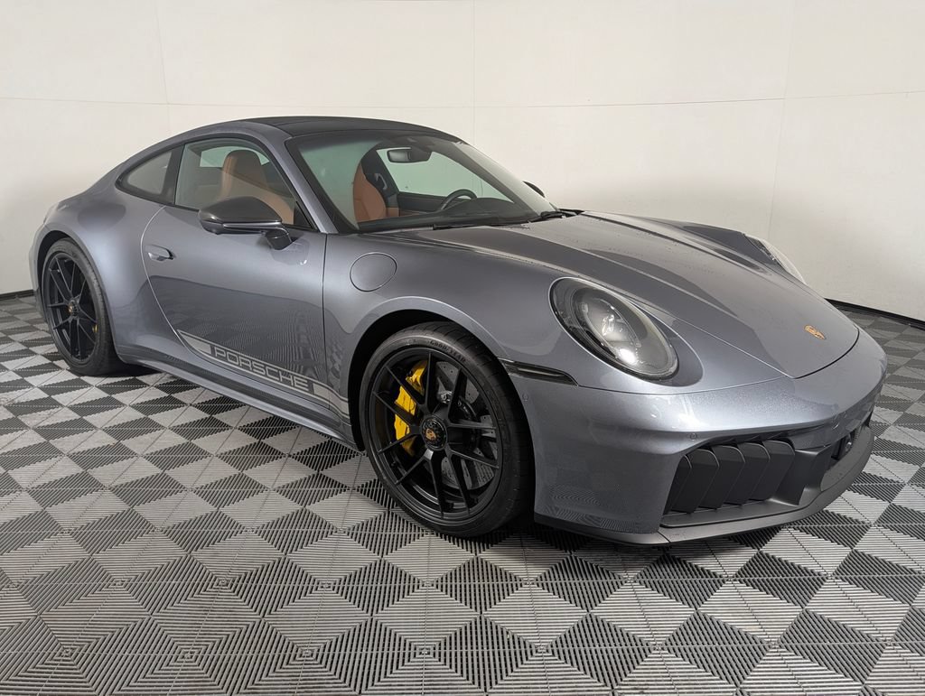 Certified 2025 Porsche 911 Carrera 4 GTS AWD/4WD image 9