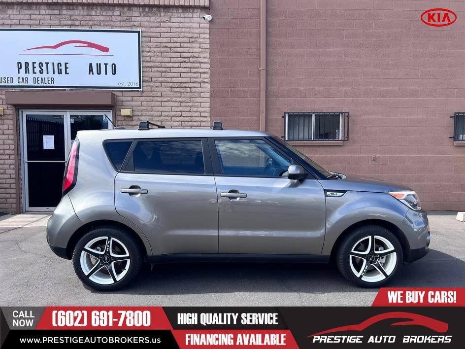 Used 2019 Kia Soul + FWD image 5