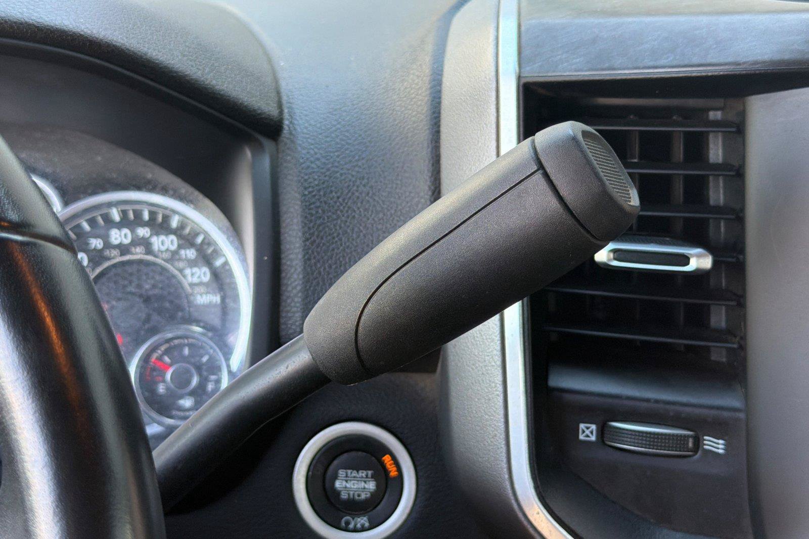 Certified 2024 RAM 2500 Big Horn AWD/4WD image 19