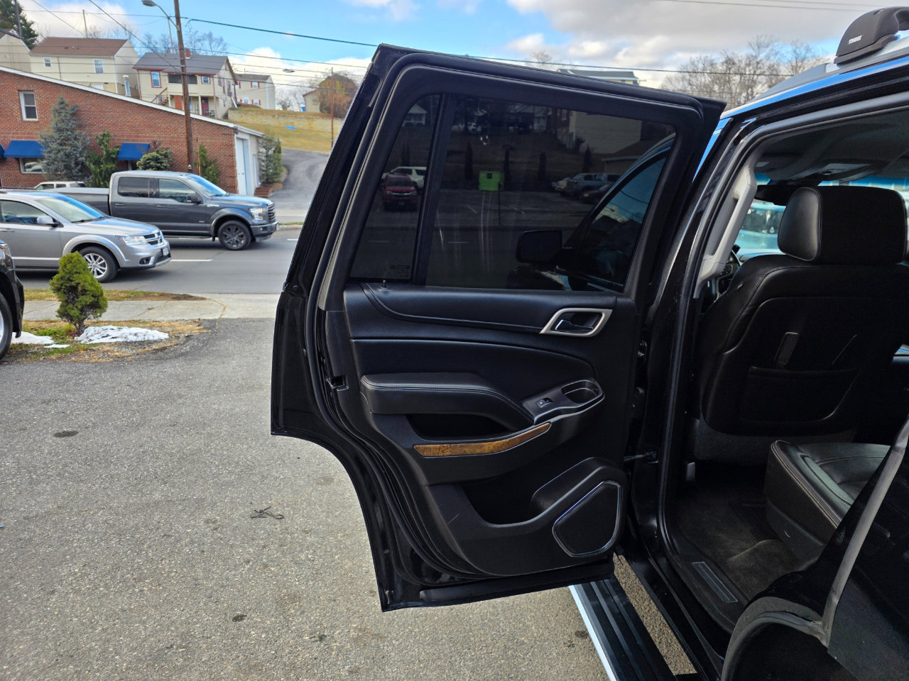 Used 2015 GMC Yukon Denali image 13