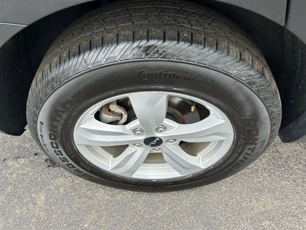 Used 2023 Kia Sorento LX FWD image 9