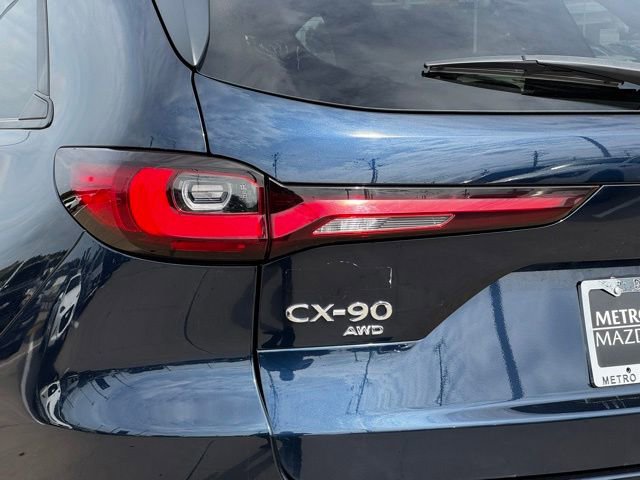 Used 2024 MAZDA CX-90 Plug-In Hybrid w/ Preferred AWD/4WD image 8