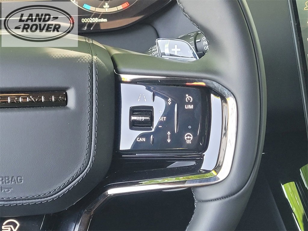 Used 2024 Land Rover Range Rover Sport image 15