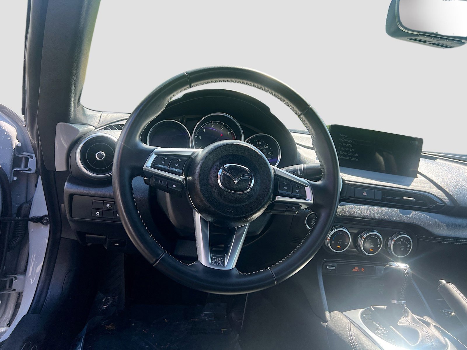 Used 2025 MAZDA MX-5 Miata RF Grand Touring RWD image 22