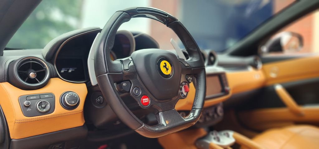 Used 2016 Ferrari FF image 20