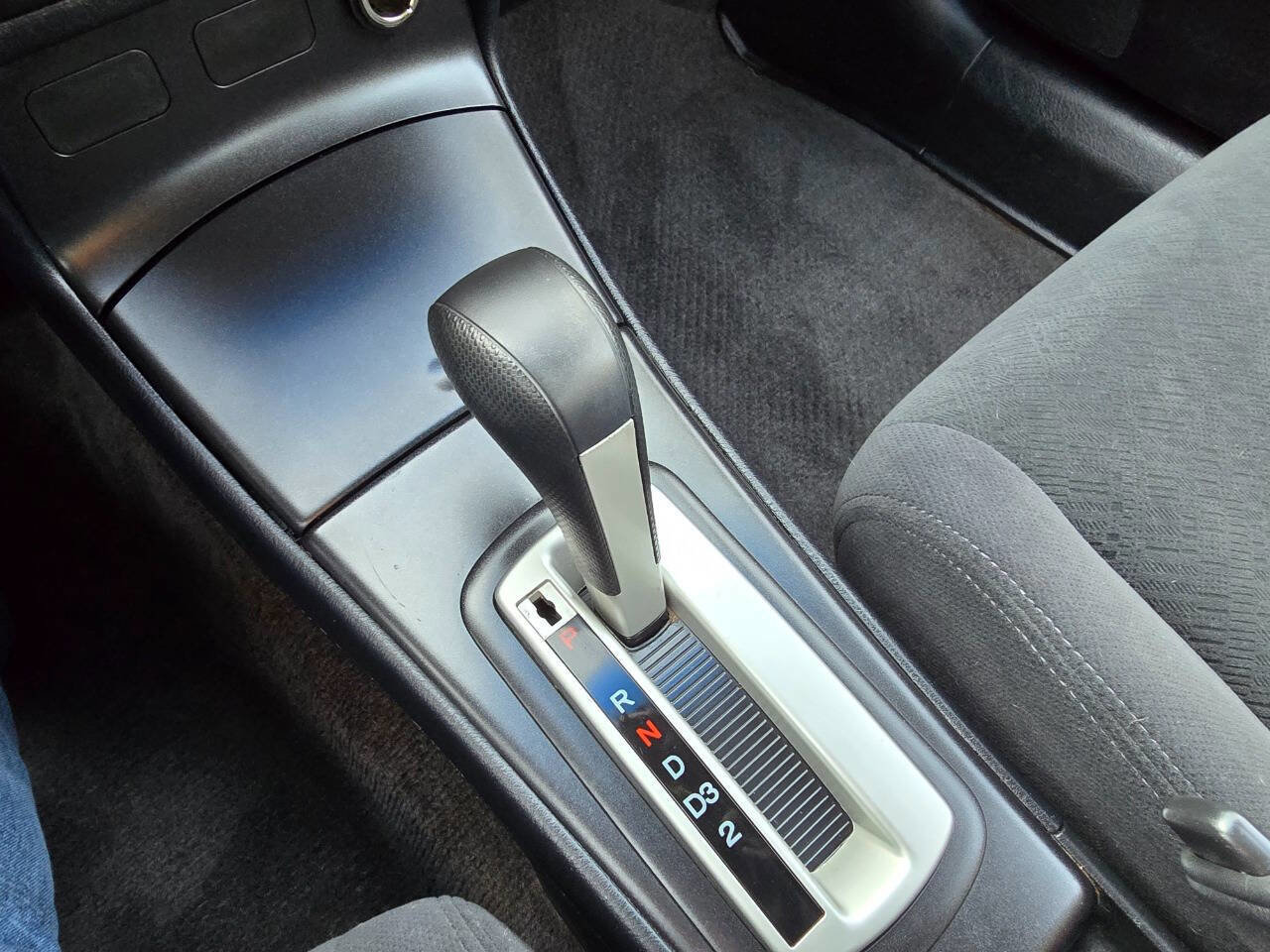 Used 2004 Honda Civic EX image 18