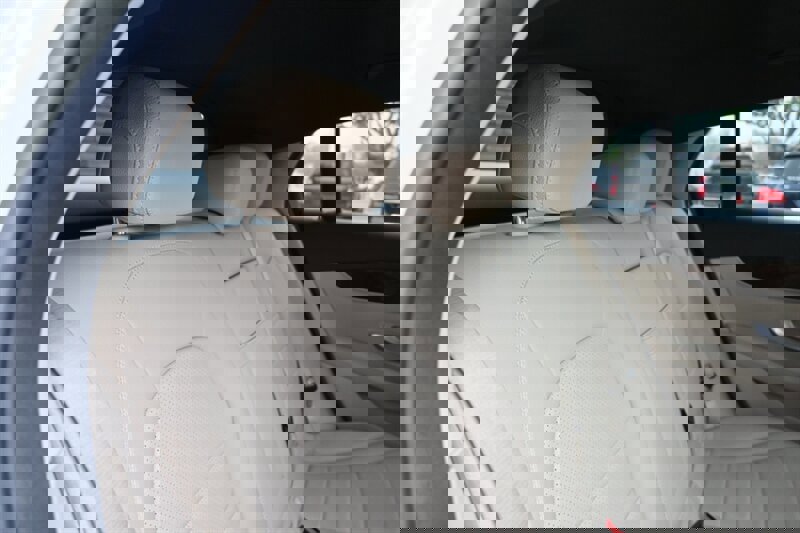 Used 2018 Mercedes-Benz GLC 300 4MATIC Coupe image 57