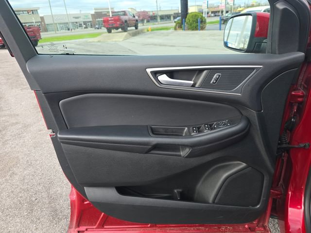 Used 2023 Ford Edge SEL w/ Convenience Package AWD/4WD image 11