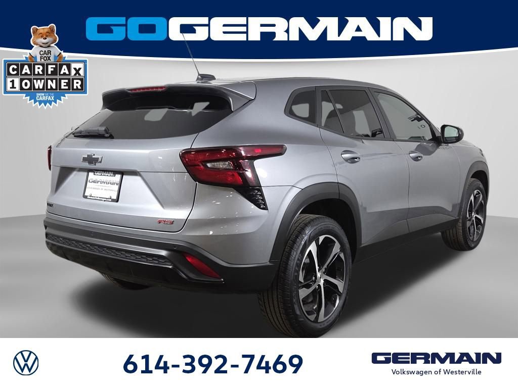 Used 2025 Chevrolet Trax RS w/ Driver Confidence Package image 9