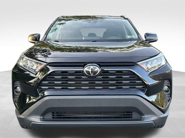 Used 2021 Toyota RAV4 XLE w/ XLE Grade Weather Package AWD/4WD image 8