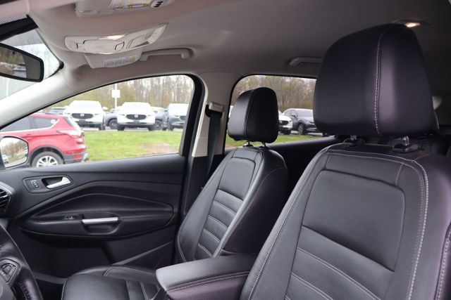 Used 2017 Ford Escape Titanium AWD/4WD image 7